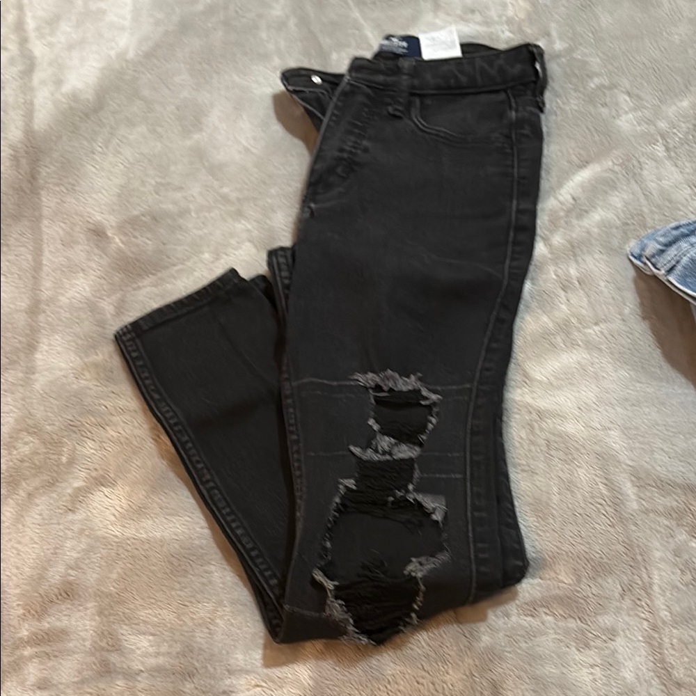 Women's Black Distressed Jeans